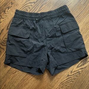 Old Navy Quick Dry Cargo Pocket Athletic Shorts. Size Medium. Black
